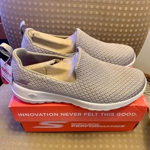 Skechers 7.5